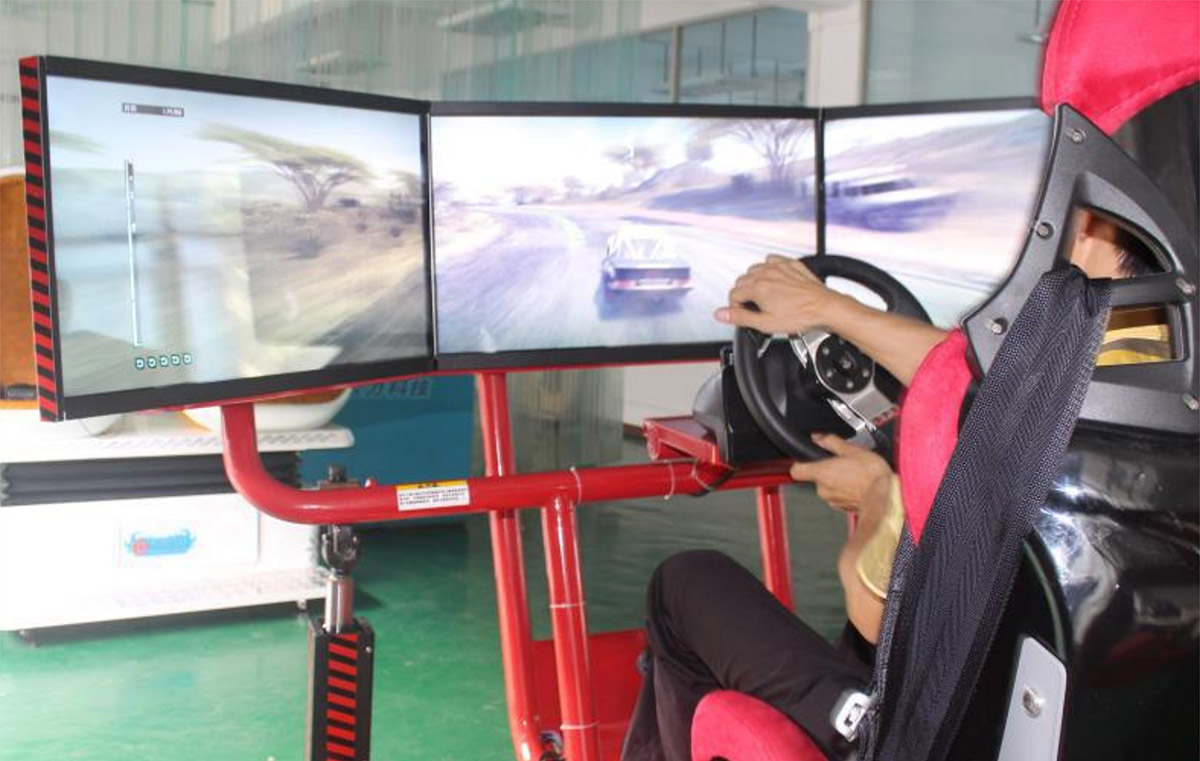 越西消防逃生F1三屏實感模擬賽車